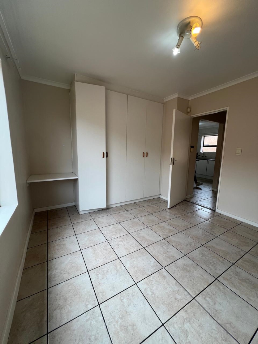 To Let 2 Bedroom Property for Rent in Sea Breeze Western Cape